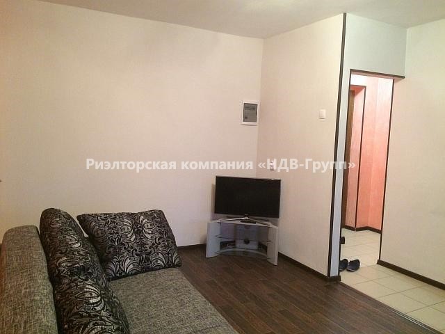 2 комн. квартира, Аксенова ул., 43