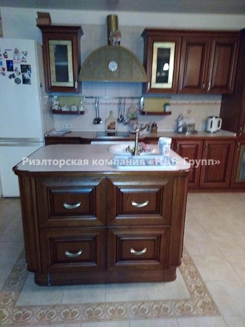 2 комн. квартира, Шеронова ул., 6
