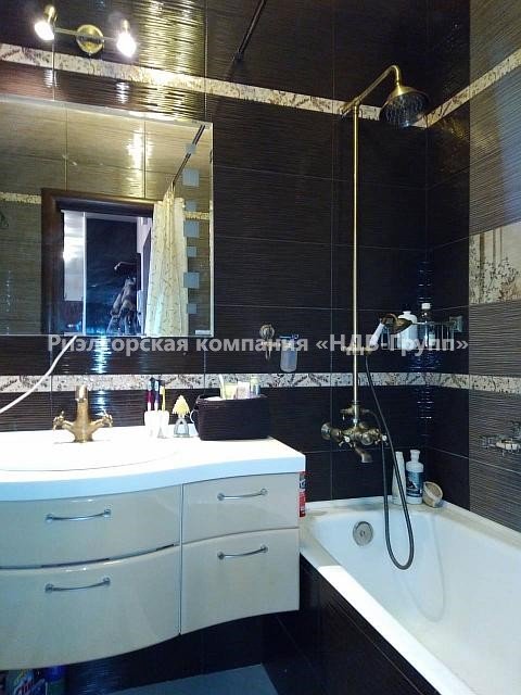 2 комн. квартира, Шеронова ул., 6