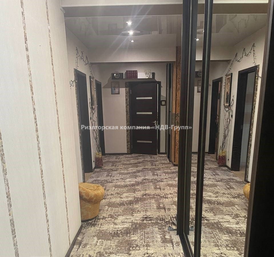 3 комн. квартира, Гамарника ул., 64