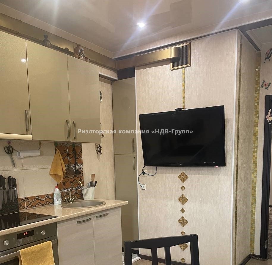 3 комн. квартира, Гамарника ул., 64