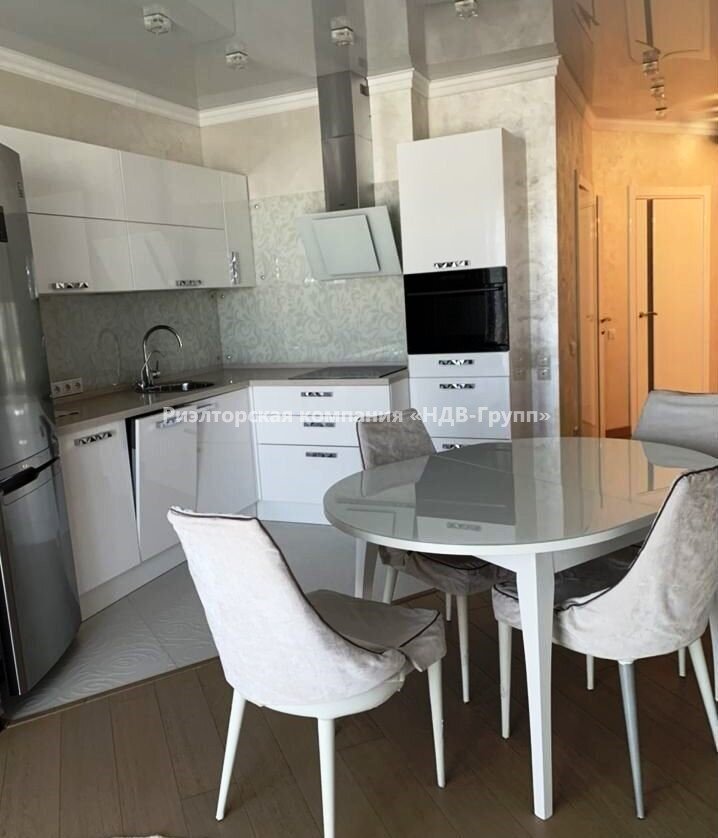 2 комн. квартира, Шеронова ул., 115