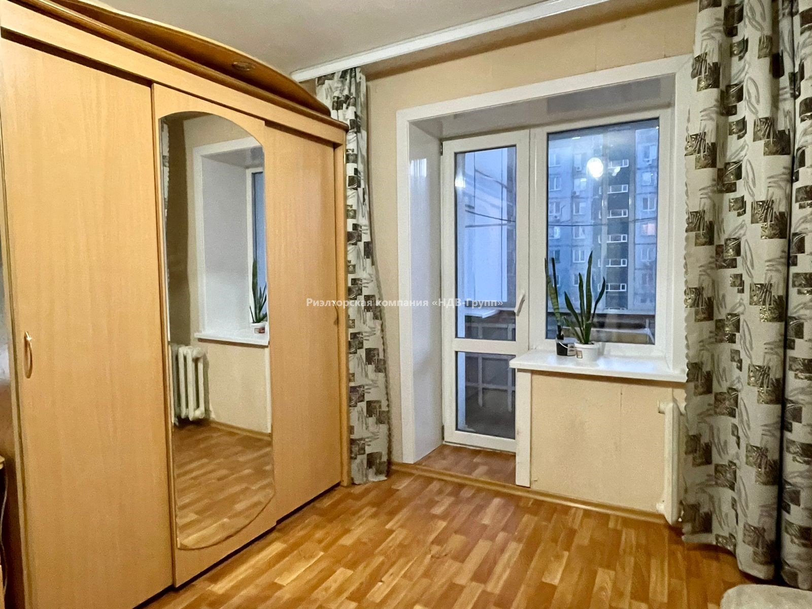 2 комн. квартира, Большая ул., 105