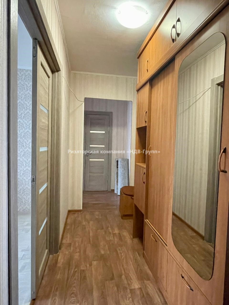 2 комн. квартира, Ладожская ул., 25