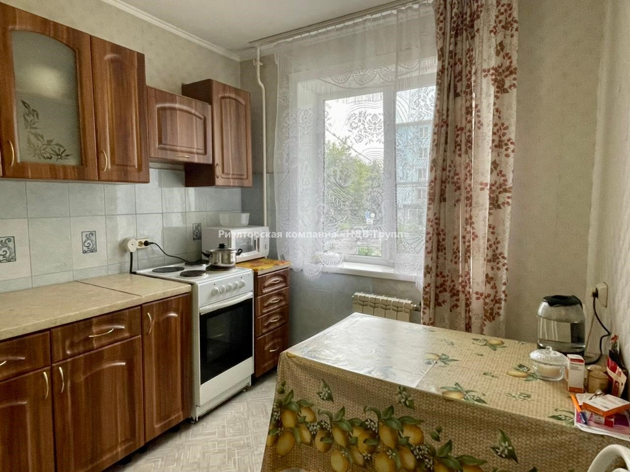 2 комн. квартира, Ладожская ул., 25