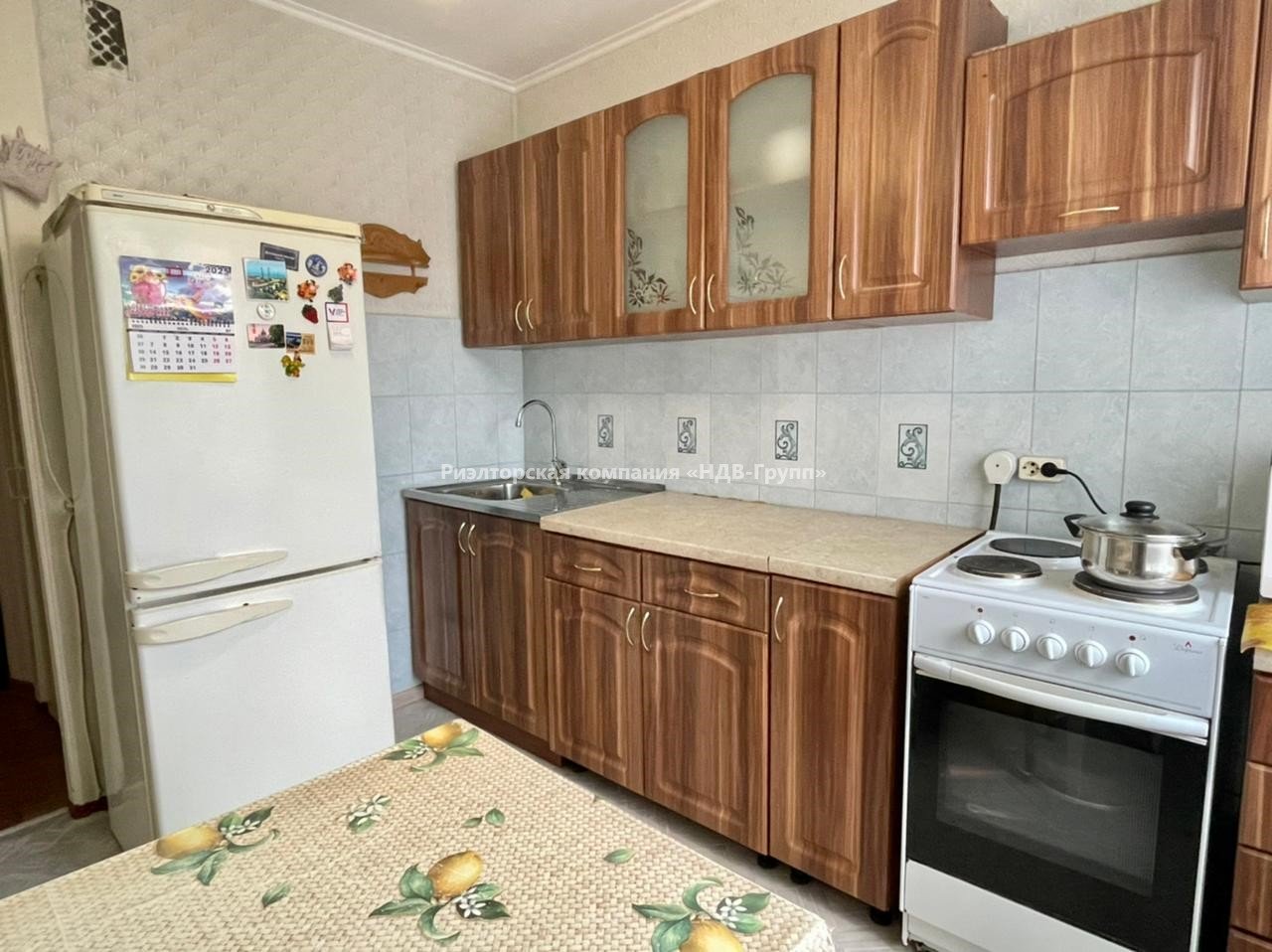 2 комн. квартира, Ладожская ул., 25