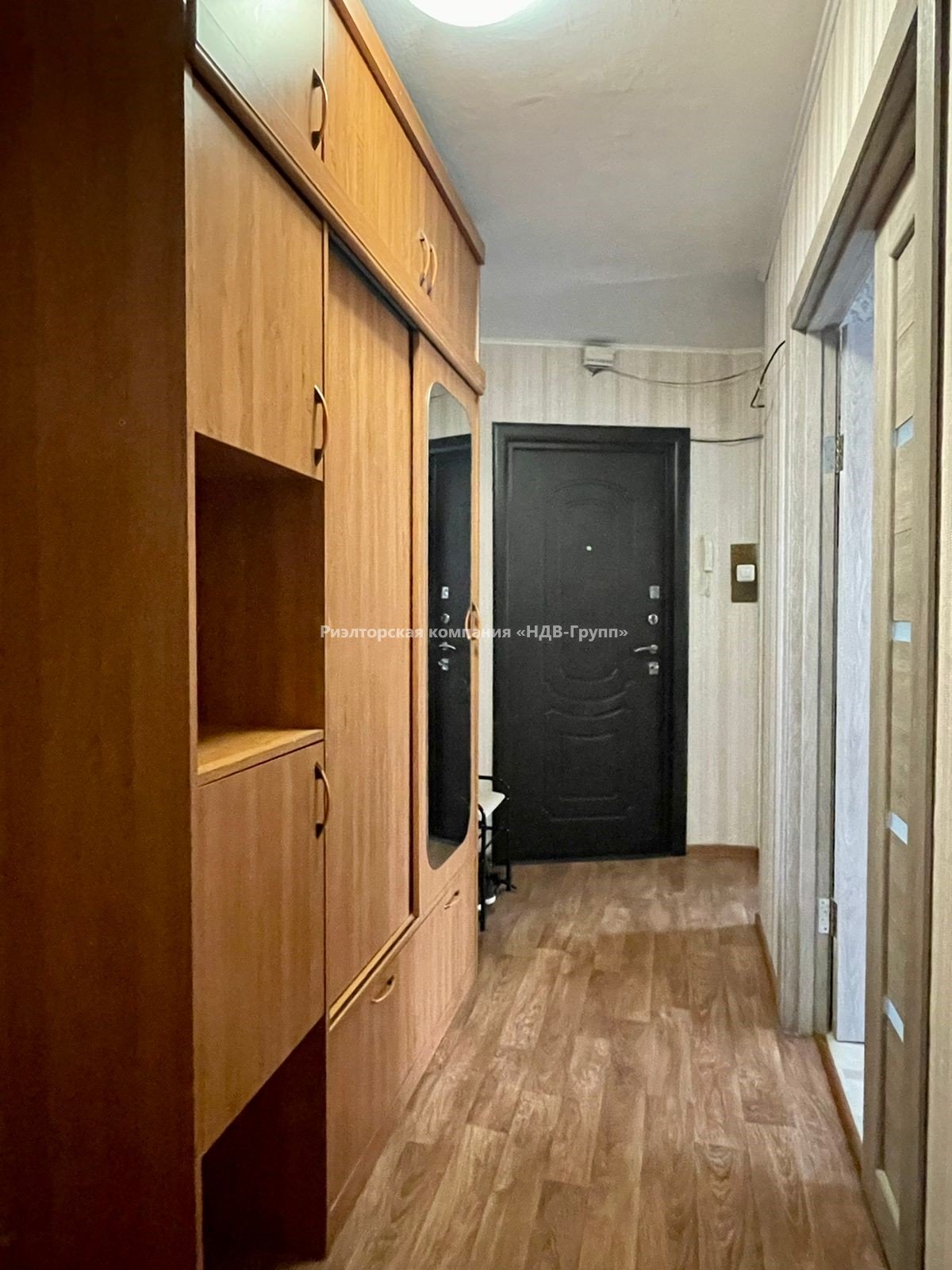 2 комн. квартира, Ладожская ул., 25