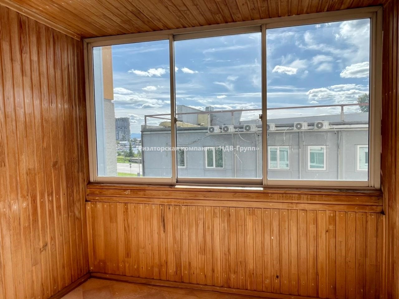 3 комн. квартира, Оборонная ул., 8б