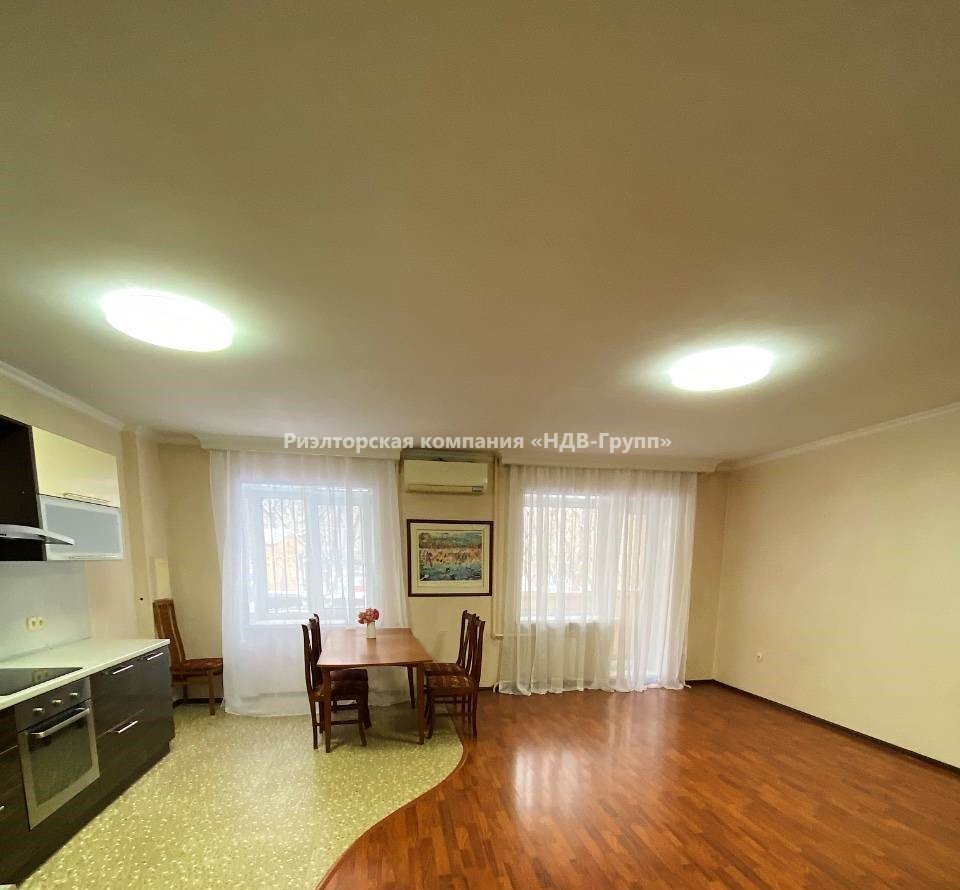 3 комн. квартира, Дикопольцева ул., 21