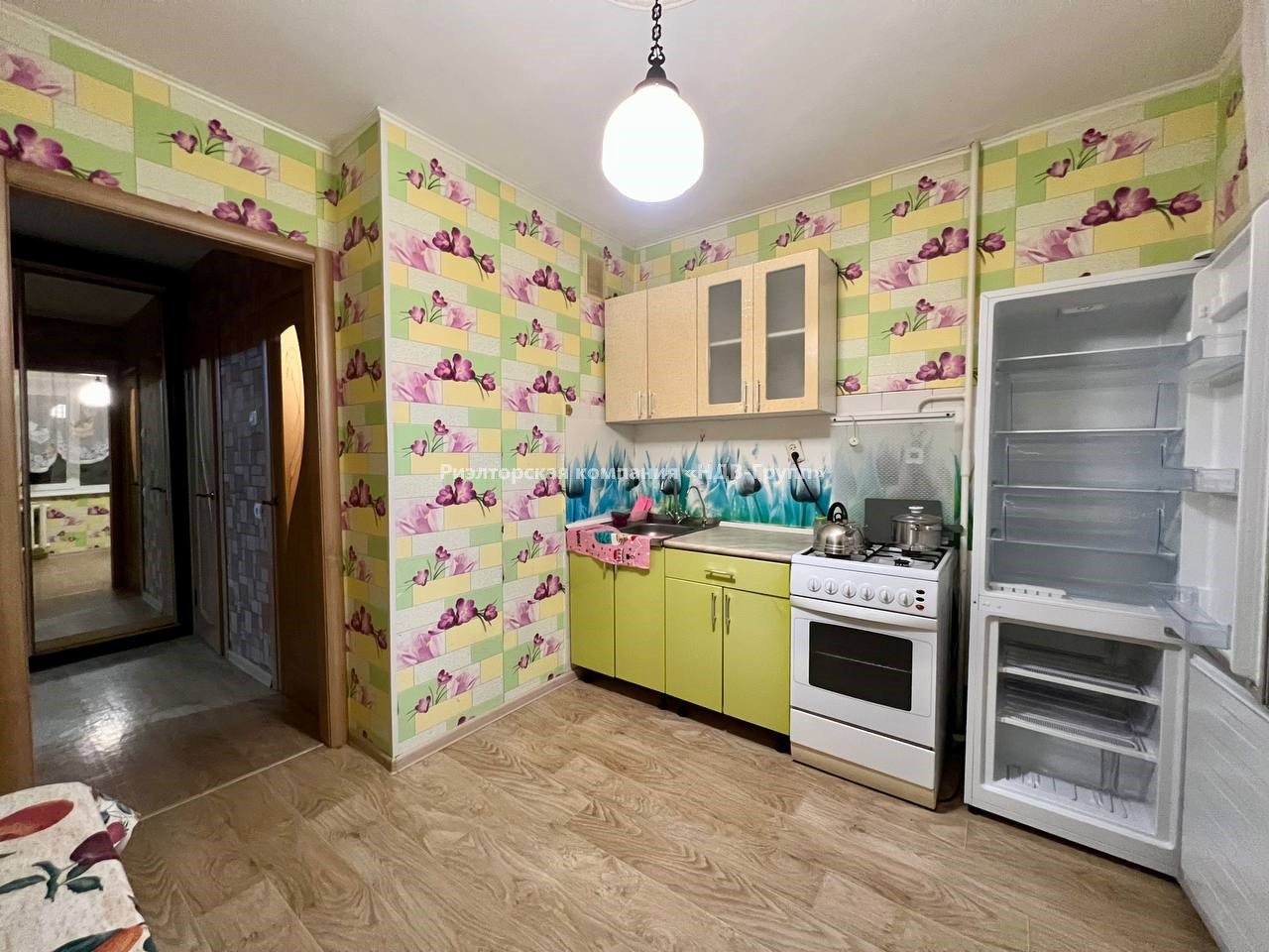 2 комн. квартира, Суворова ул., 28