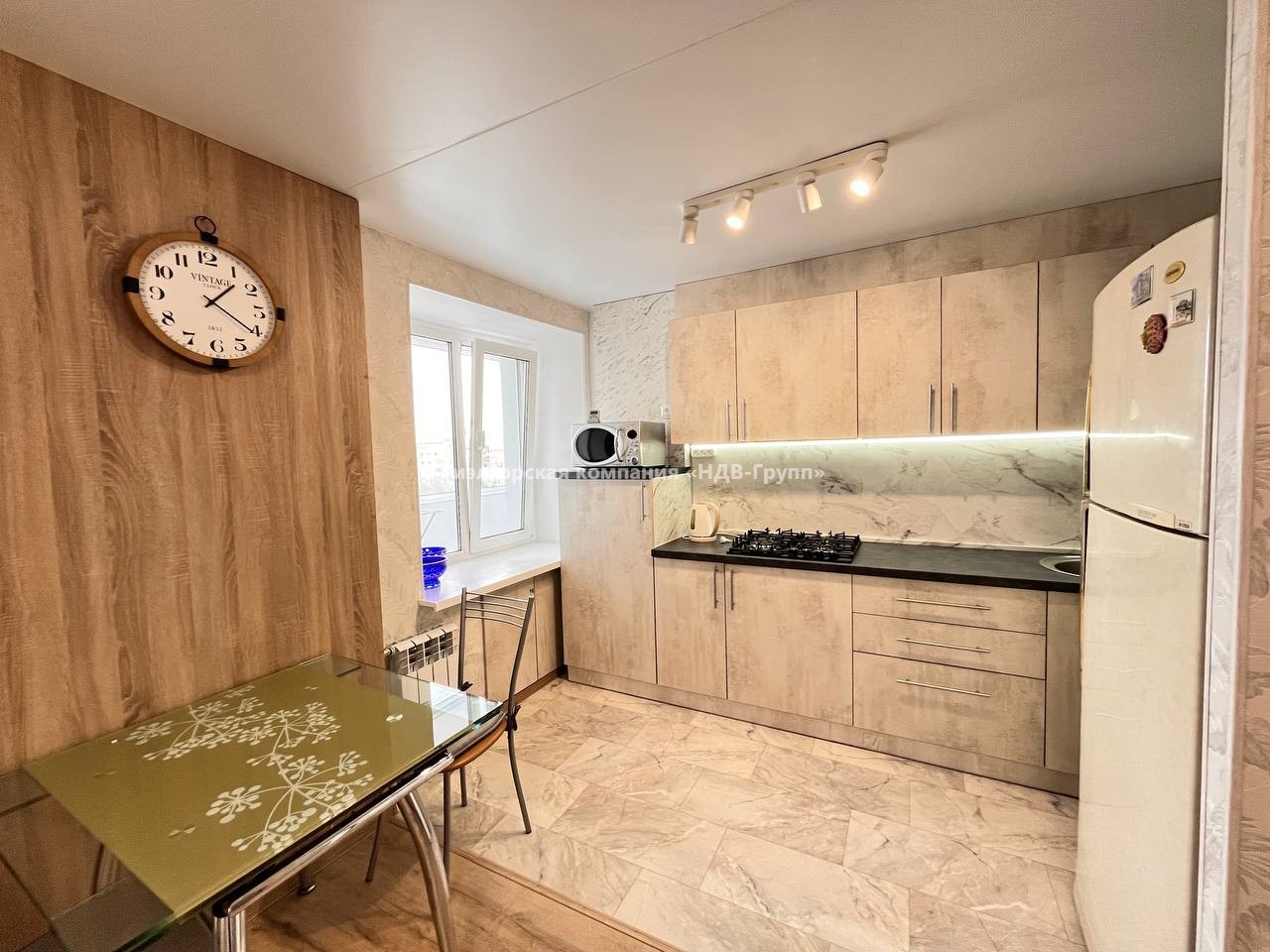 3 комн. квартира, Амурский б-р, 62