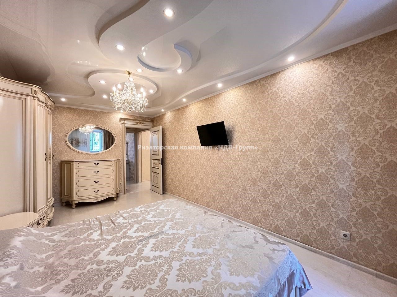 4 комн. квартира, Дзержинского пер., 24