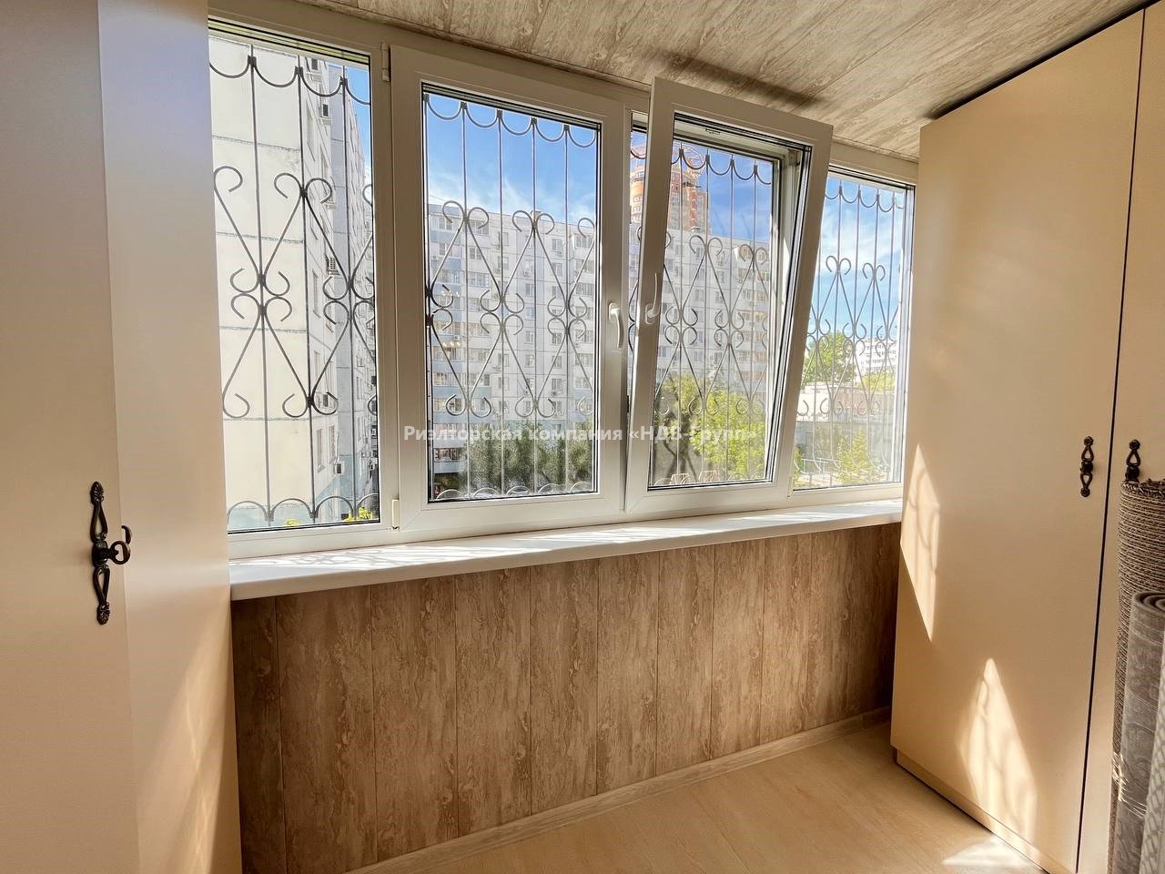 4 комн. квартира, Дзержинского пер., 24