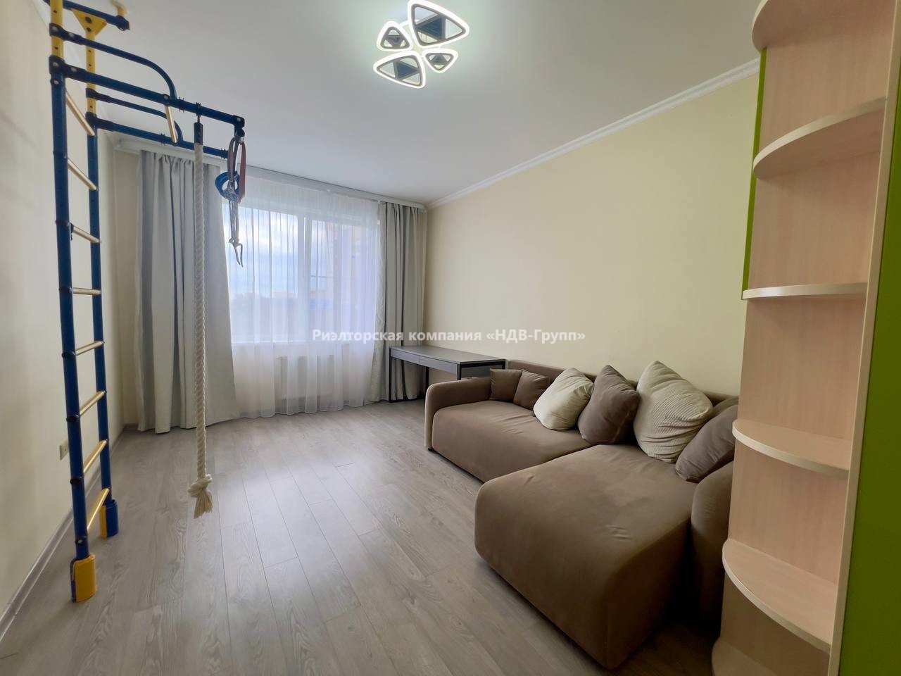 2 комн. квартира, Калинина ул., 8