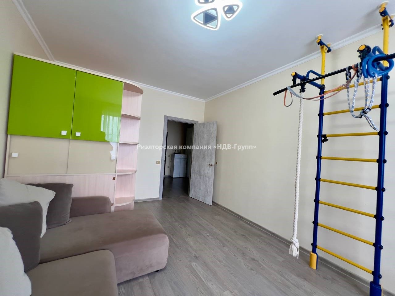 2 комн. квартира, Калинина ул., 8