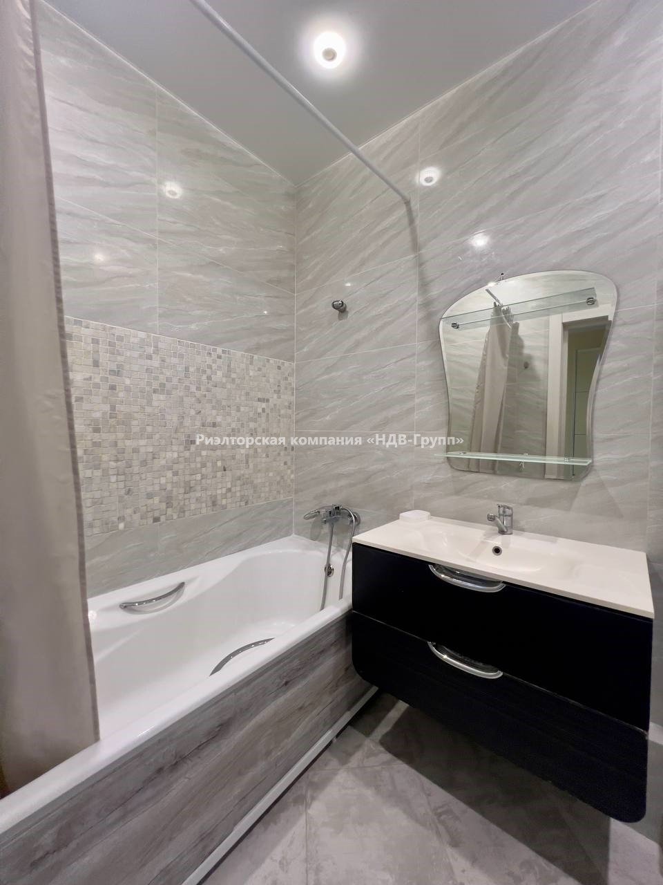 2 комн. квартира, Калинина ул., 8