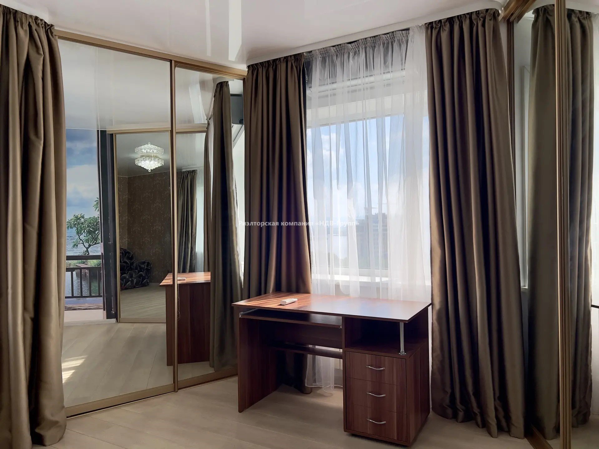 2 комн. квартира, Гамарника ул., 8