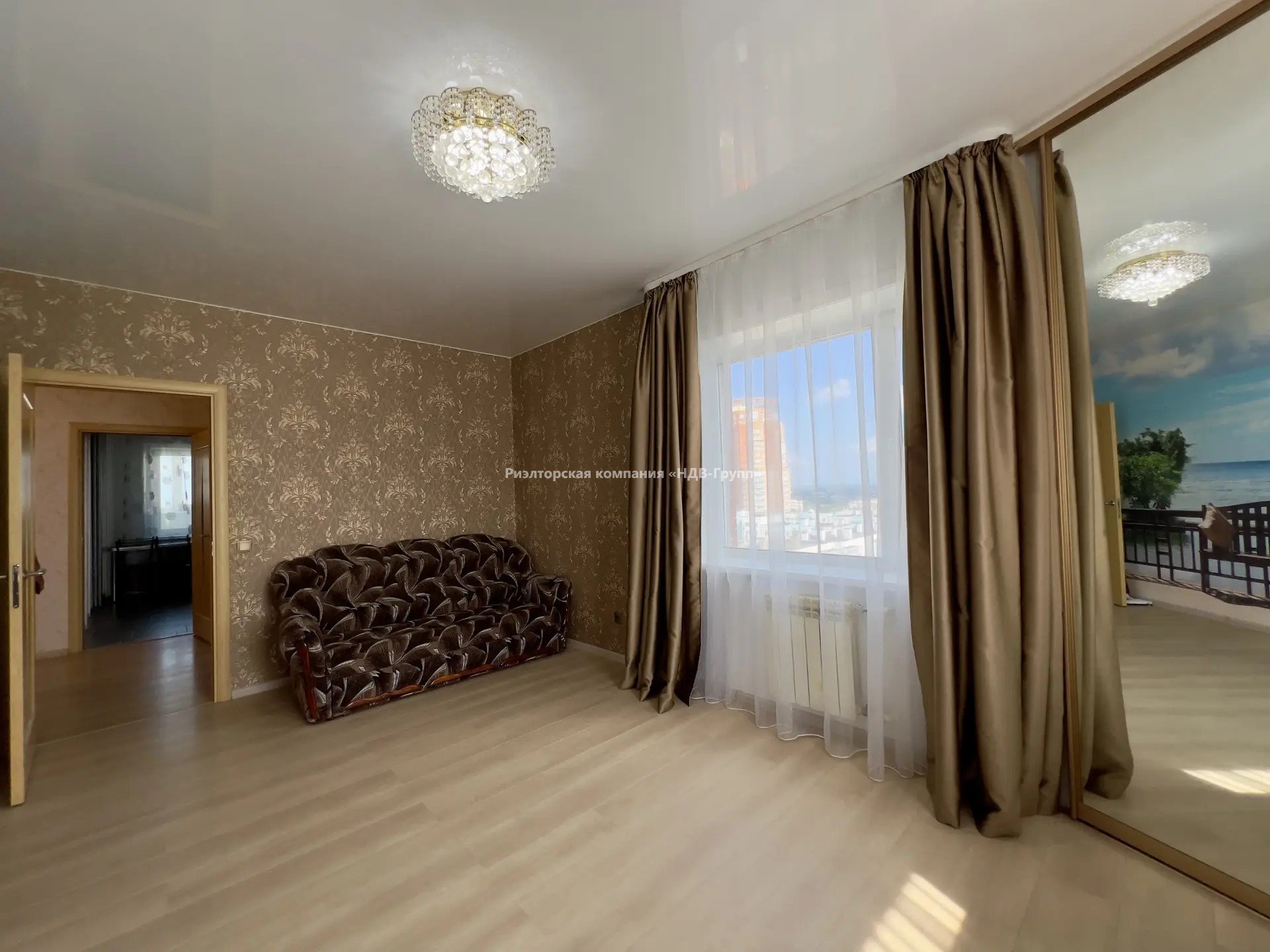 2 комн. квартира, Гамарника ул., 8