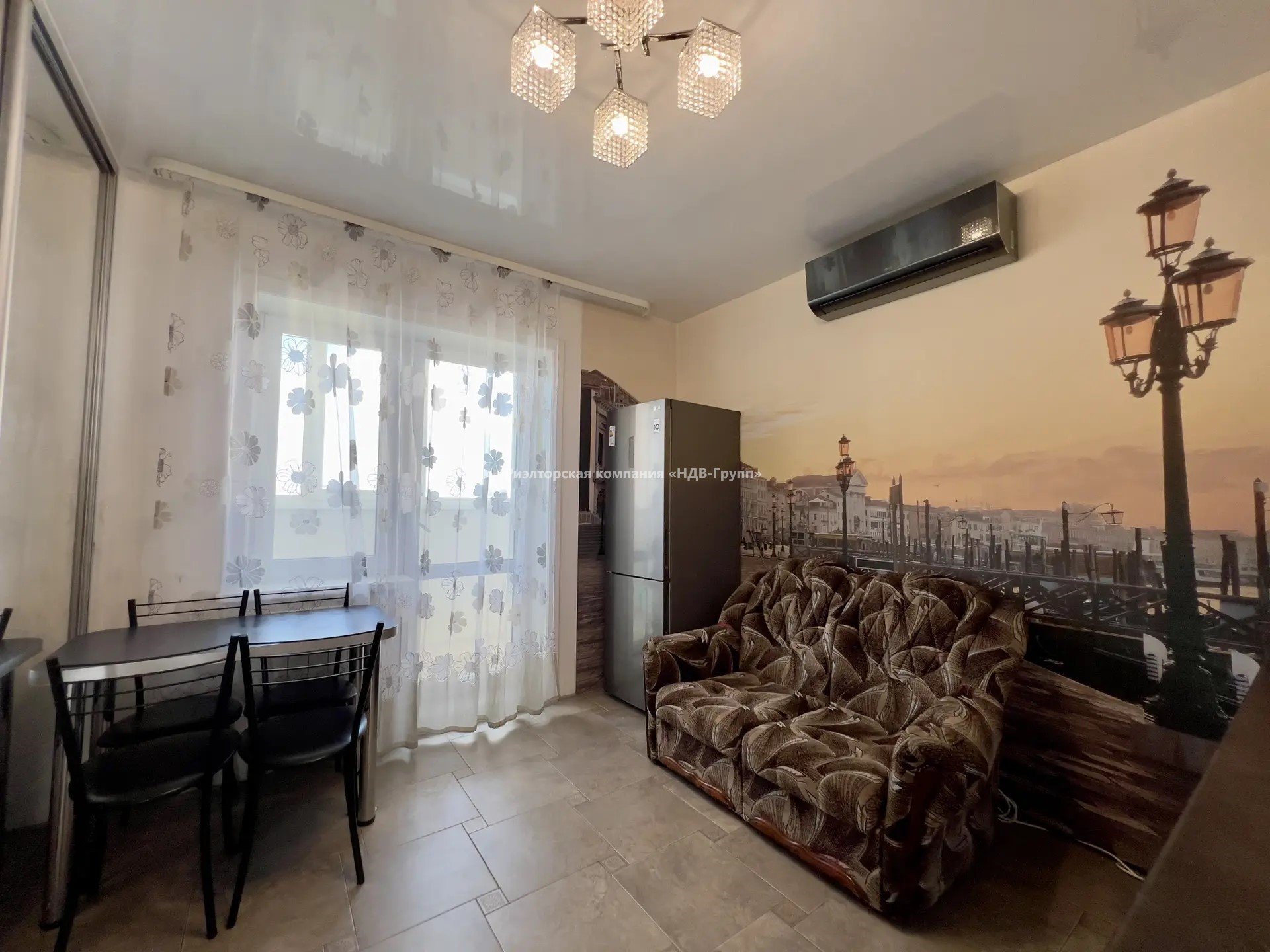 2 комн. квартира, Гамарника ул., 8