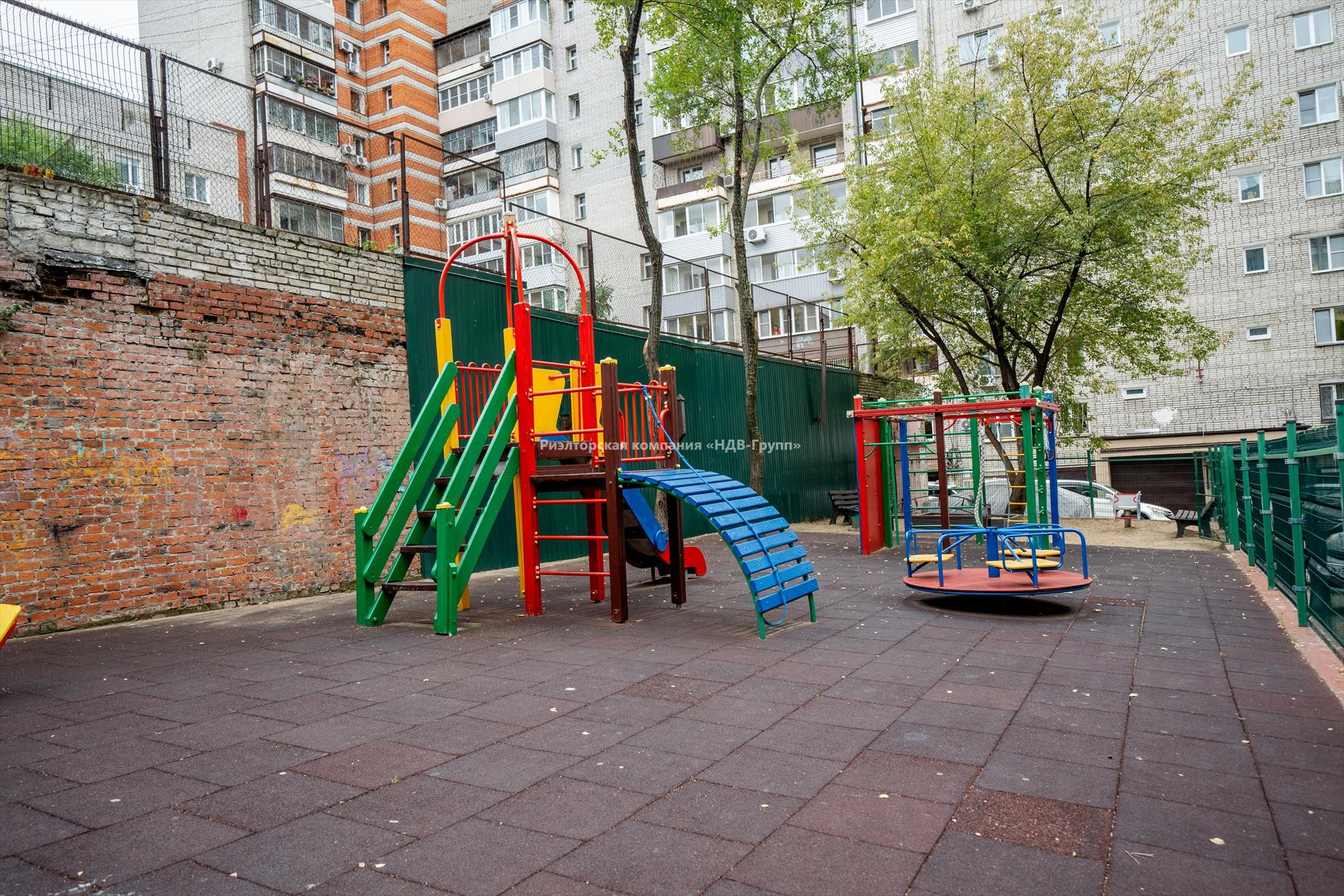 3 комн. квартира, Дикопольцева ул., 10