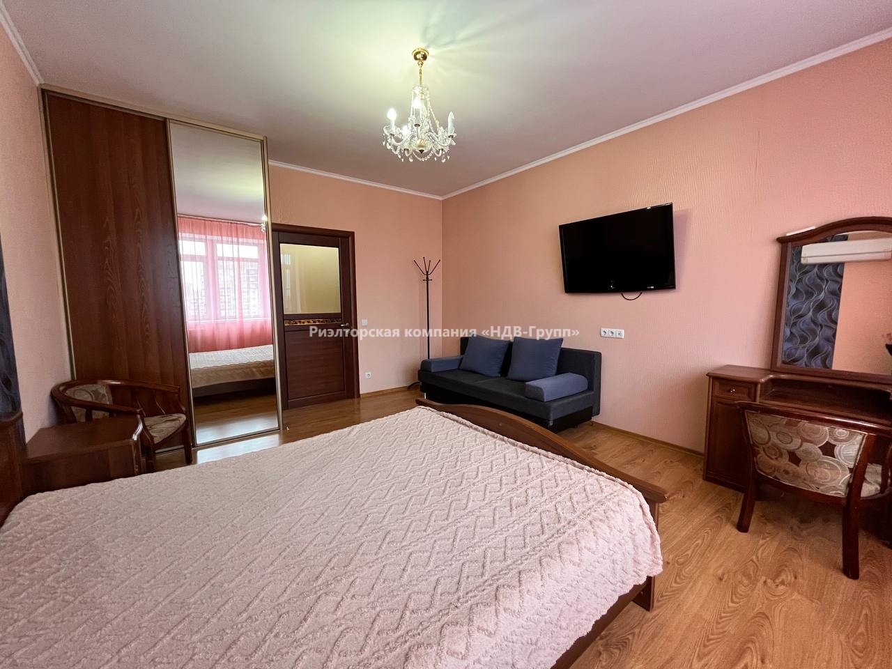 3 комн. квартира, Волочаевская ул., 87