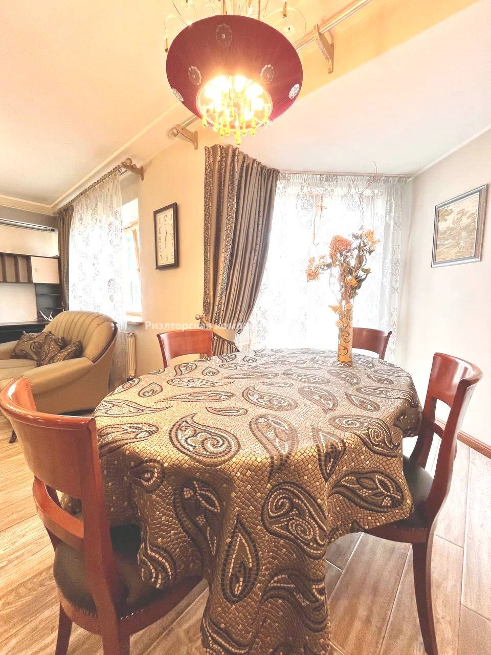 2 комн. квартира, Истомина ул., 41